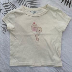 BRANDY MELVILLE BABY GRAPHIC TEE SHIRT